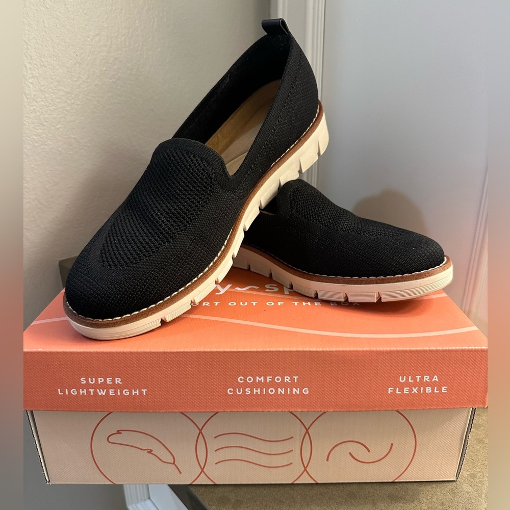 Easy Spirit Black Knit Loafers